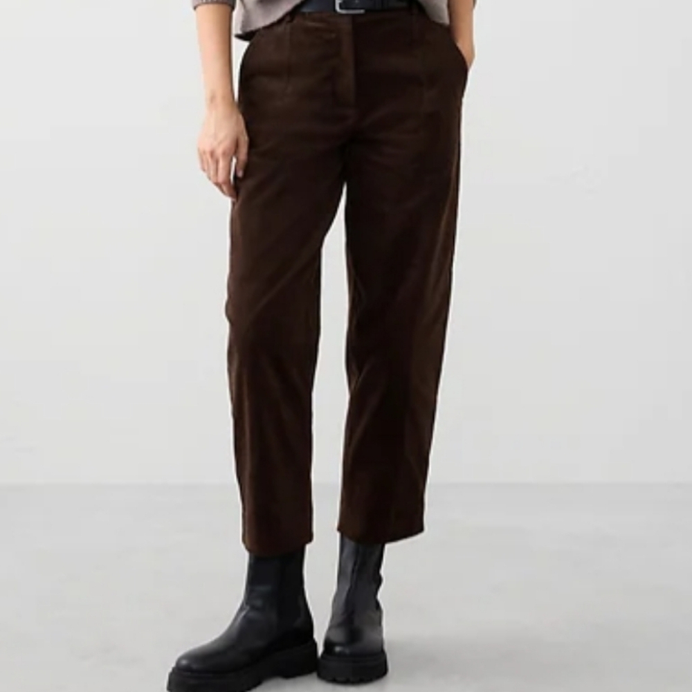 Banana Republic Dark Oak Corduroy Pant